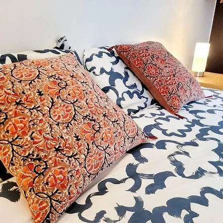 Holiday home La Maison De Jade - Demeure De Charme Avec Parking Nantes