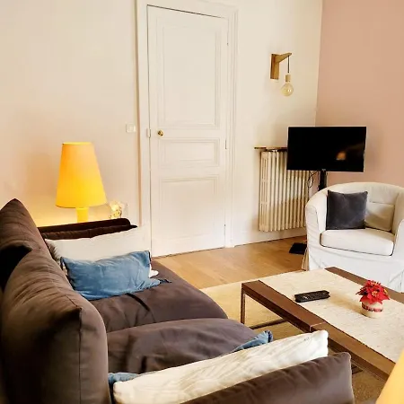 La Maison De Jade Gæstehus