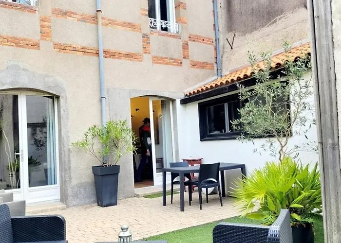 La Maison De Jade Guest house 4*