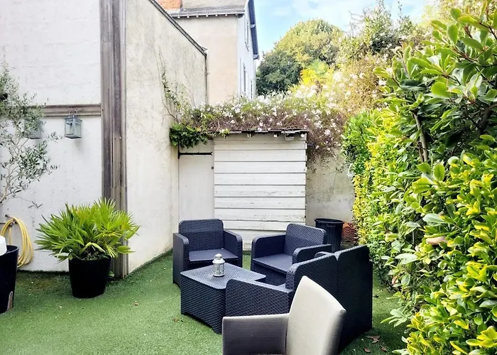 Guest house La Maison De Jade 4*