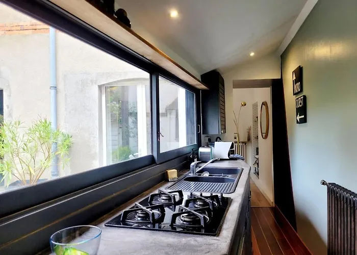 La Maison De Jade Guest house 4*