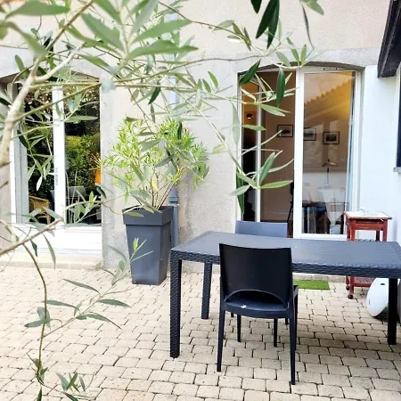 La Maison De Jade Gæstehus