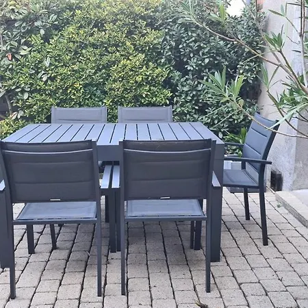 Gæstehus La Maison De Jade 4*